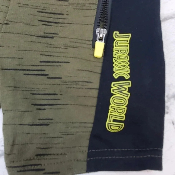 18m Boys JURASSIC WORLD Dinosaur Tshirt and Shorts Set Summer Boy - Picture 5 of 11